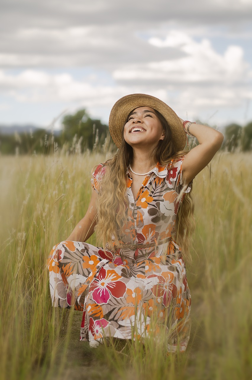 woman-field-portrait-7320390.jpg